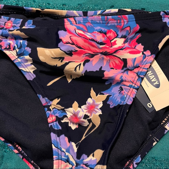 NWT Old Navy Blue Floral Bikini with Pink White Flowers Size Medium - Picture 4 of 5